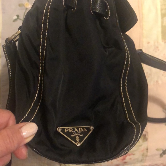 Prada black purse ( gently used) In very good condition (000312) - Picture 8 of 16